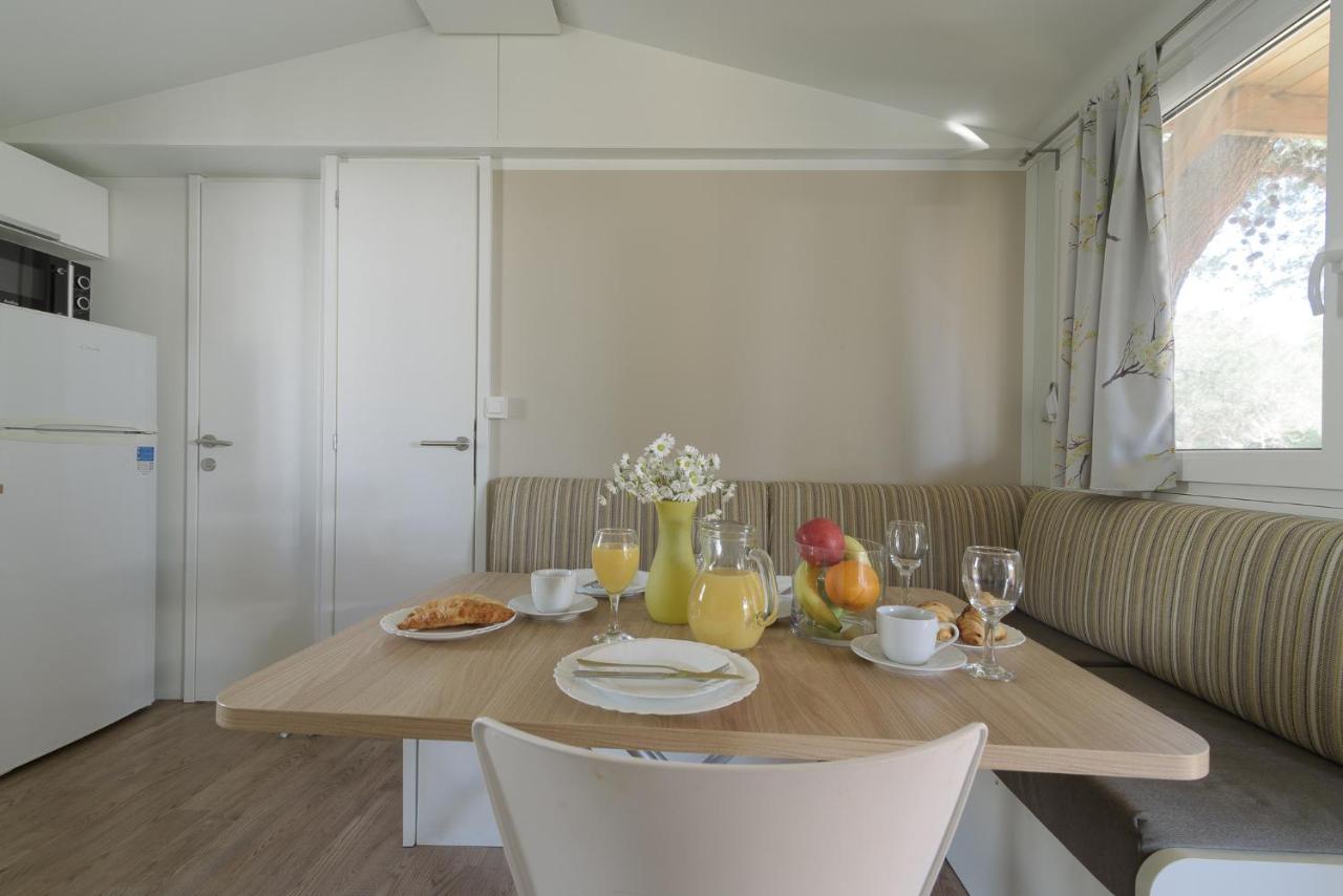 Salve Croatia Mobile Homes In Amadria Park Trogir セゲット・ヴラニツァ エクステリア 写真