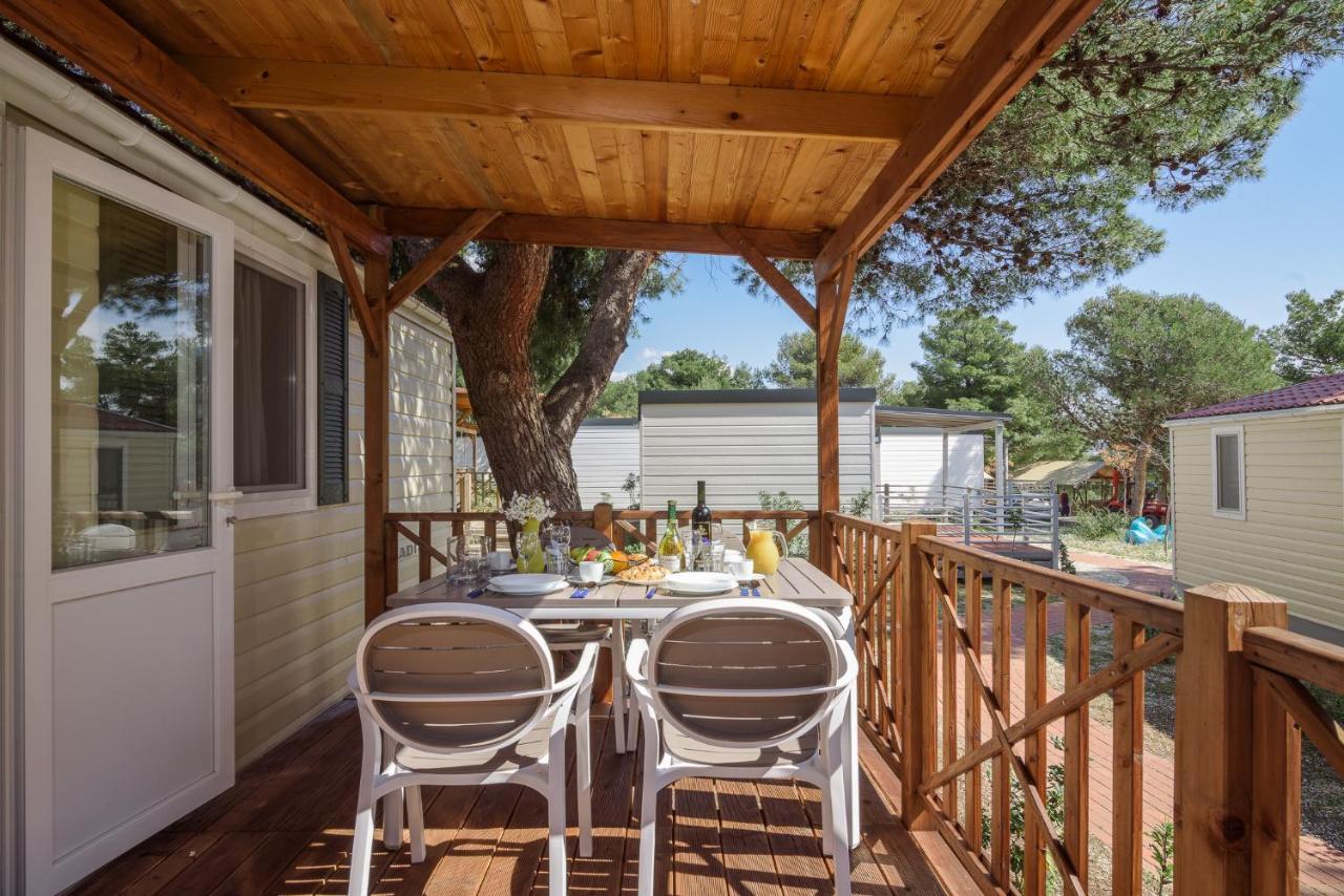 Salve Croatia Mobile Homes In Amadria Park Trogir セゲット・ヴラニツァ エクステリア 写真