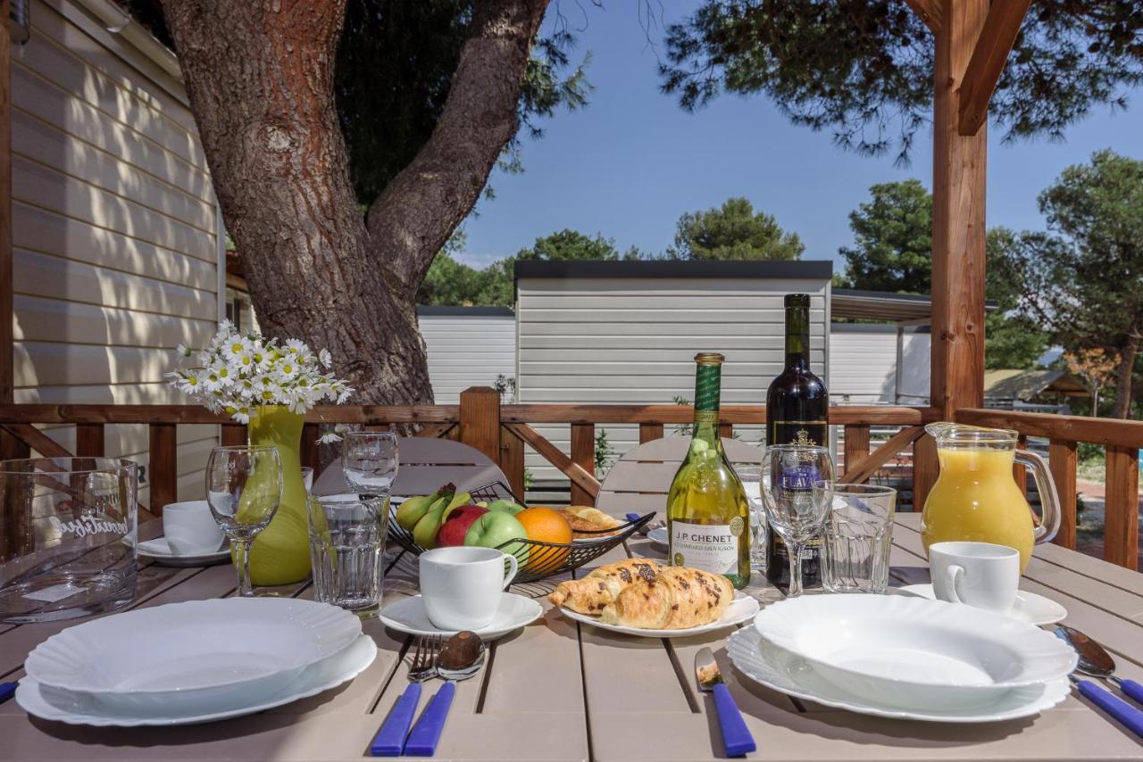 Salve Croatia Mobile Homes In Amadria Park Trogir セゲット・ヴラニツァ エクステリア 写真