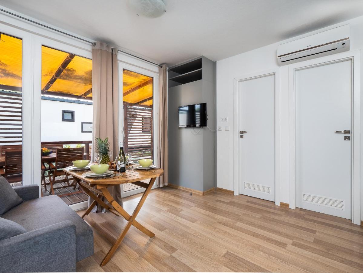 Salve Croatia Mobile Homes In Amadria Park Trogir セゲット・ヴラニツァ エクステリア 写真