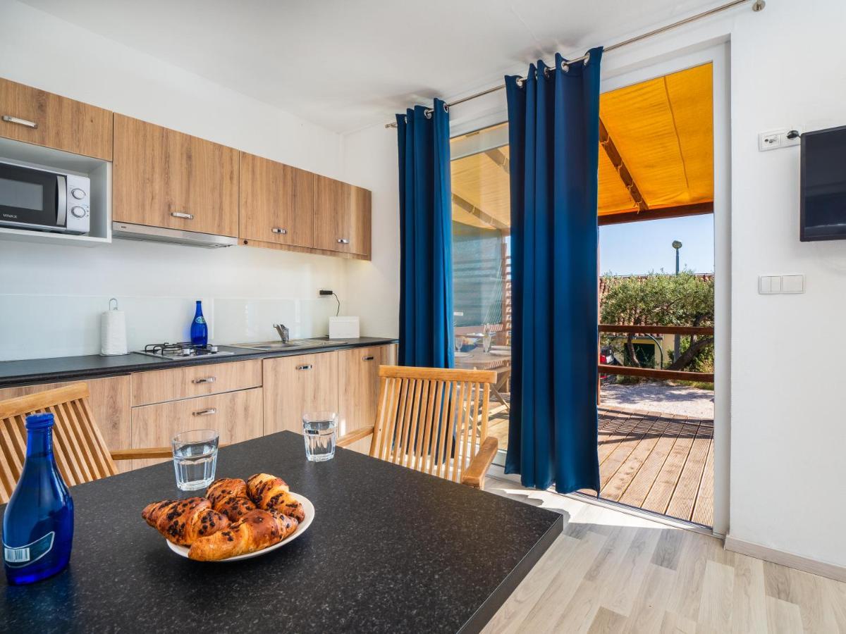 Salve Croatia Mobile Homes In Amadria Park Trogir セゲット・ヴラニツァ エクステリア 写真